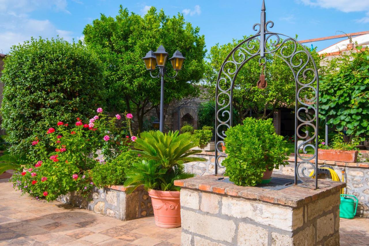 Bed and Breakfast Torre Caetana Minturno Zewnętrze zdjęcie