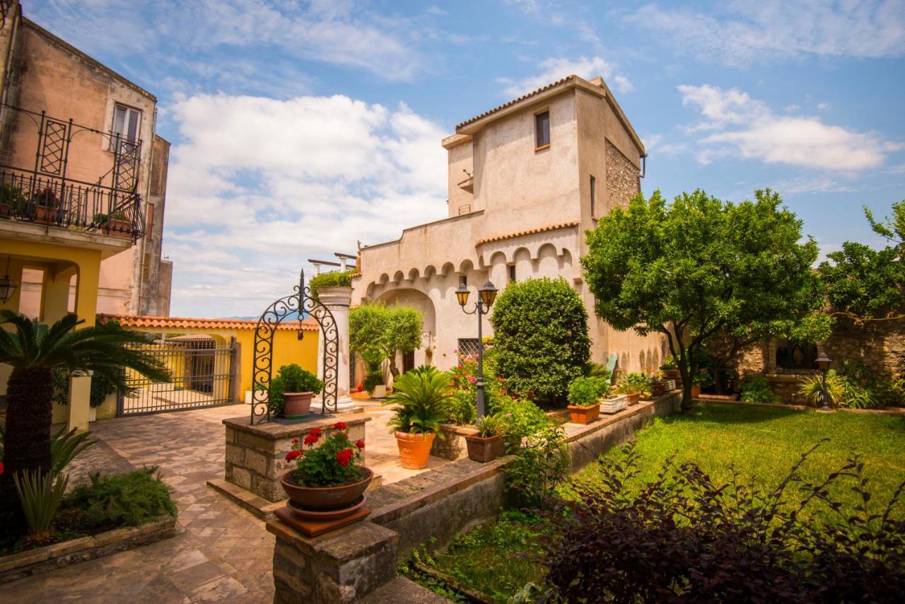 Bed and Breakfast Torre Caetana Minturno Zewnętrze zdjęcie