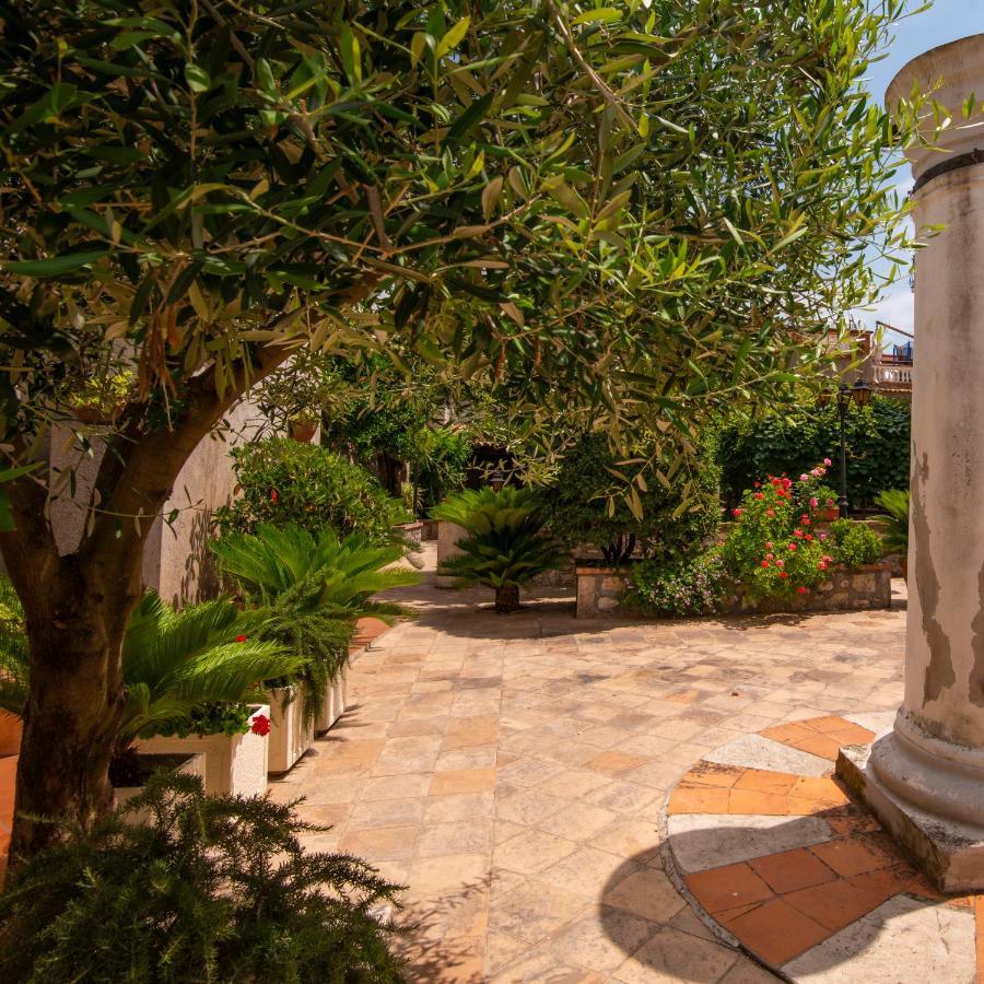 Bed and Breakfast Torre Caetana Minturno Zewnętrze zdjęcie